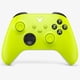 thumbnail image 2 of Paquete de 2 controles inalámbricos Microsoft Xbox Electric Volt, 2 of 9