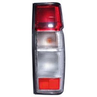 Repuestos Del Sol - Farol Trasero Derecho Nissan Terrano D22 2.7 2002 2007