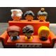 thumbnail image 1 of Sofá de FRIENDS para figuras de McDonalds, 1 of 3