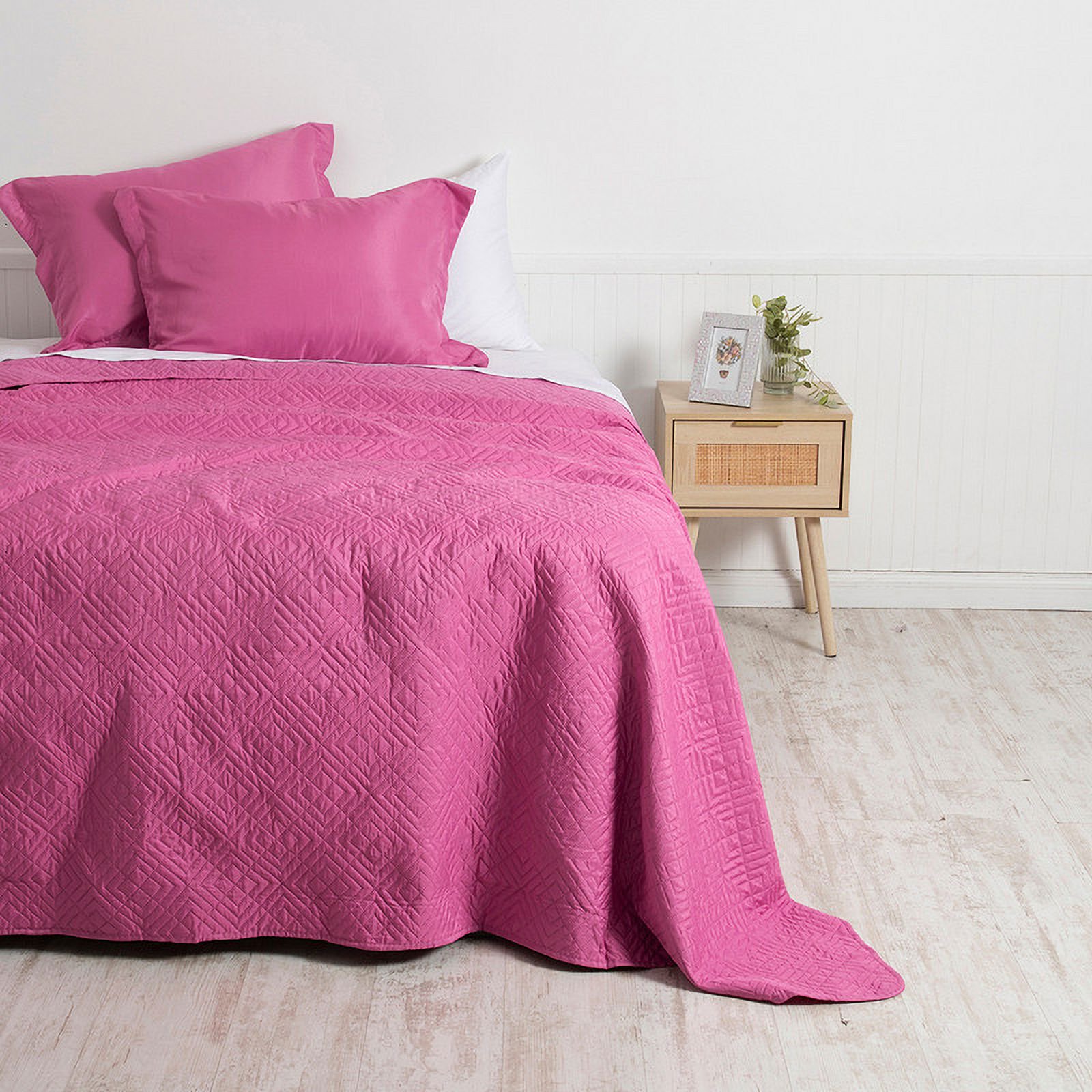 Mashini - Cubrecama Quilt Cordoba Lisa 2 P Fucsia
