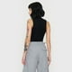 thumbnail image 2 of Polera Mujer Sin Mangas Color Negro Corona, 2 of 5