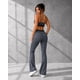 thumbnail image 3 of Set Deportivo Para Mujer Calza Acampanada Y Peto Top, 3 of 3