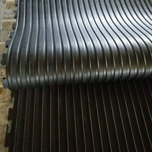 Cruzeirogomas - Piso De Goma Estriado 3Mm Espesor, 1,6 M Ancho X 1 Lineal
