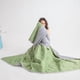 thumbnail image 1 of Xiao Hua Edredones verdes de verano, edredón fino de 70*100 cm, colcha ligera para el verano, transpirable, fresca y cómoda, edredón suave y cómodo para la cama, 1 pieza., 1 of 3