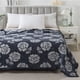 thumbnail image 3 of Frazadas Classic Jacquard Azul 2 Plazas, 3 of 5