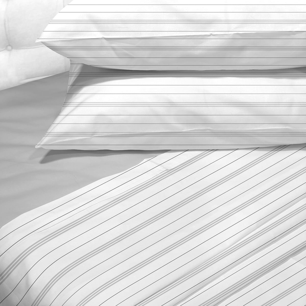 Sabana Andes 180 Hilos Estampada Lineas Gris 1.5 Plazas