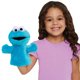 thumbnail image 2 of Marioneta de mano Just Play Sesame Street Cookie Monster, 23 cm, 2 of 4