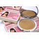 thumbnail image 4 of Kit de belleza TheBalm Manizer en polvo prensado translúcido Betty Lou, 4 of 7