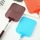 thumbnail image 2 of 1pc, Creative Retractable Plastic Fly Swatter, Summer Mosquito Swatter, Home Daily Use Fly Killer Artifact, Summer Essentials, Beach, Travel Accessories, 2 of 3