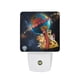 thumbnail image 1 of Fiesta de Salchichas: Foodtopia Luz nocturna LED con sensor de anochecer a amanecer para dormitorio, baño, pasillo, escaleras - Lámpara LED nocturna de enchufe, 0.5W - 1 pieza, 1 of 6