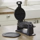 thumbnail image 4 of Máquina para hacer gofres BLACK+DECKER giratoria WMD200B negra, 4 of 8