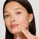 thumbnail image 4 of Set de regalo para el cuidado de la piel Tweezerman Majestic Turquesa con maquinilla de afeitar facial, 4 of 7