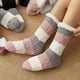 thumbnail image 4 of Calcetines cálidos para mujer, medias a rayas, de invierno, suaves, bonitos y gruesos, para el suelo, zapatillas de casa, 4 of 5