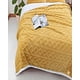 thumbnail image 3 of Frazada Texturizada Con Sherpa 2 Plazas Amarillo, 3 of 4