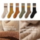thumbnail image 3 of Calcetines de lana cálidos para hombre para clima frío, adecuados para acampar, correr y cazar., 3 of 5