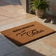 thumbnail image 1 of Tapete Limpia Pies Personalizado Bienvenidos a la casa de los Tatas, 1 of 7
