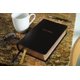 thumbnail image 2 of Biblia HarperCollins KJV – Sistema de Referencia en Cadena Thompson (tamaño práctico), 2 of 9