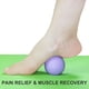 thumbnail image 4 of Pelota de masaje SIMPLECOOL Hard Lacrosse de 6 cm, 2 unidades, color morado, 4 of 9