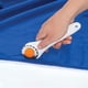 thumbnail image 3 of Cuchilla giratoria perforada Fiskars de 45 mm para proyectos de artesanía, 3 of 7