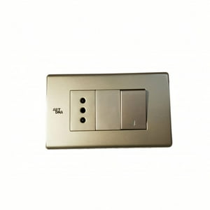 Interruptor 9/12 Y Enchufe Dorado 10A - Art Dna