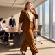 thumbnail image 3 of Traje de dos piezas para mujer de talla grande Agnes Orinda, conjunto de chaqueta blazer y pantalones para oficina de negocios, 4X marrón, 3 of 8