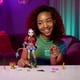 thumbnail image 2 of Muñeca Monster High Jinafire Long Dragón con Mascota y 7 Accesorios, 2 of 3