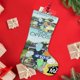 thumbnail image 4 of Opuestos Solares Tema: Calcetines de Navidad, fino lino blanco para colgar en escaleras y chimenea, decoración navideña para el hogar, regalo de Navidad. 45cm × 32cm, 4 of 5