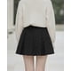 thumbnail image 2 of Falda Short Mujer Detalle Tachas Confección Nacional, 2 of 3