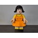 thumbnail image 1 of Squid Game Muñeca Young-Hee - Figura decorativa, 1 of 3