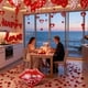 thumbnail image 3 of Set de globos y pancarta de corazones MAJUSTA para aniversario, 3 of 8
