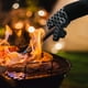 thumbnail image 2 of Guante Parrilla, 2 of 2