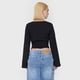 thumbnail image 2 of Blusa Mujer Manga Larga Campana Negro Corona, 2 of 5