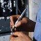 thumbnail image 4 of Marcadores Sharpie Punta Fina  Plata, 4 of 4
