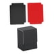 thumbnail image 3 of Estuche para baraja de cartas con capacidad para más de 100 cartas en fundas, resistente al agua, versátil y de microfibra suave. Negro y gris, 3 of 5