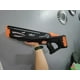 thumbnail image 3 of Pistola de agua eléctrica recargable Shark, 3 of 5