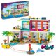 thumbnail image 1 of Kit de construcción LEGO Friends Vacation Beach House 41709 686pc, 1 of 7