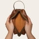 thumbnail image 5 of Neceser Estuche de Cuero Genuino Elqui OLKI - Caramel con Verde, 5 of 7