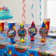 thumbnail image 3 of Paquete Party Blowouts Hot Wheels de 16 generadores de ruido para autos de carreras, 3 of 4
