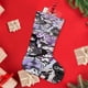 thumbnail image 4 of Kuromi Tema: Calcetines de Navidad, fino lino blanco para colgar en escaleras y chimenea, decoración navideña para el hogar, regalo de Navidad. 45cm × 32cm, 4 of 5