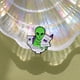thumbnail image 5 of Broches de extraterrestre, broches para mochilas | Broche de metal con dibujos animados, aleación de zinc, diseño de extraterrestre leyendo periódico, broches bonitos para mochilas, regalos de cumplea, 5 of 7