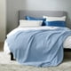 thumbnail image 3 of Manta Bedsure Cooling de algodón con forma de gofre, tamaño king, color azul cielo, 3 of 3