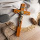 thumbnail image 3 of Cruz de pared de madera KUXBET 10 x 4.9, 3 of 3