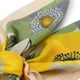 thumbnail image 4 of Pañuelo tipo seda 70 x 70 estampado floral verde Talla Única, 4 of 5