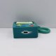 thumbnail image 5 of Funda de silicona para AirPods 4 con kit de limpieza, diseño retro de videojuego, 5 of 7