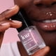 thumbnail image 3 of Tratamiento iluminador de uñas LONDONTOWN Glow Getter 12 ml, 3 of 6