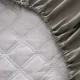 thumbnail image 2 of Cubre Colchón Impermeable 200x180 Cm - Protector Rojo Liso 2.5 Plazas, 2 of 3