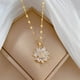 thumbnail image 2 of Collar Flor Girasol Cadena - Acero Inoxidable Bañado Oro 18k, 2 of 3