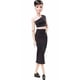 thumbnail image 2 of Muñeca Barbie Signature Look Petite Morena Pixie Cut Barbie, 2 of 2