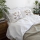 thumbnail image 2 of Funda De Almohada - - Flores De Algodón, 2 of 2