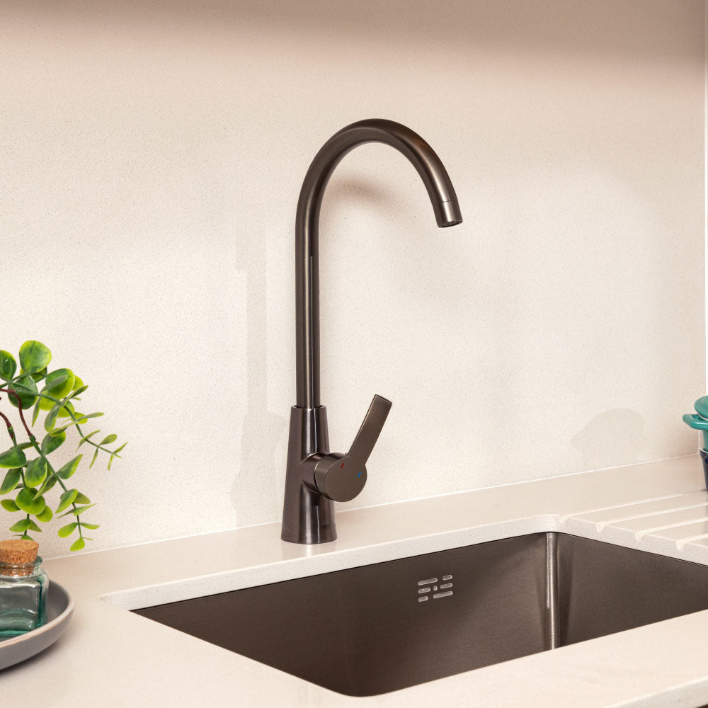 Llave Grifo Lavaplatos Lódino Marca Stretto